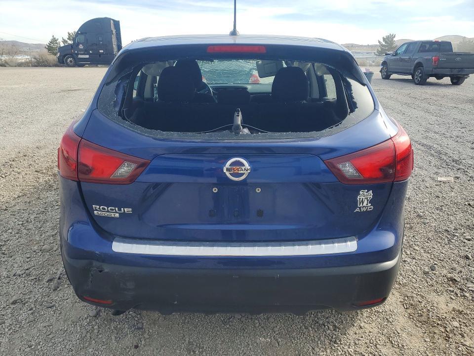 2017 Nissan Rogue Sport s