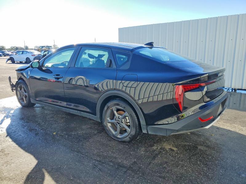 2025 KIA K4 lx