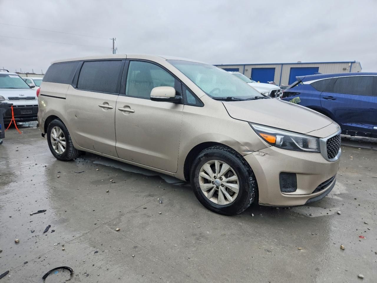 2017 KIA Sedona lx