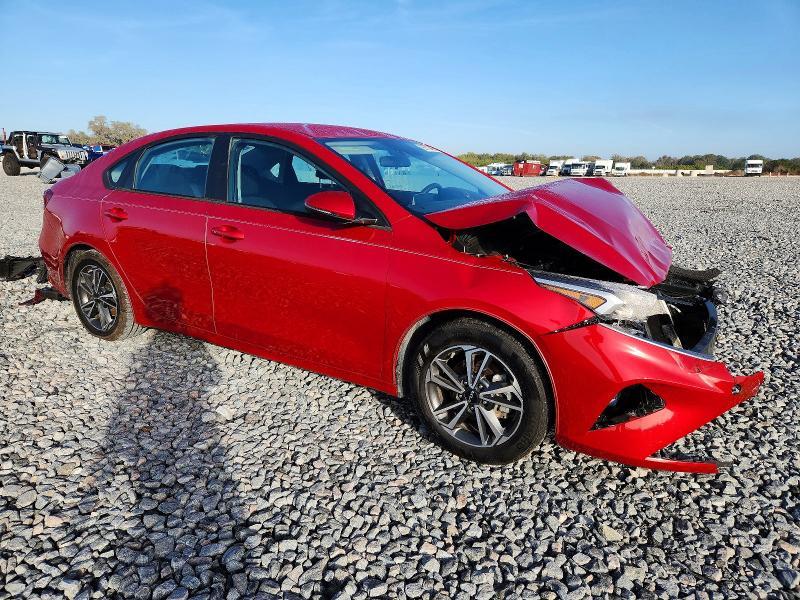 2023 KIA Forte lx