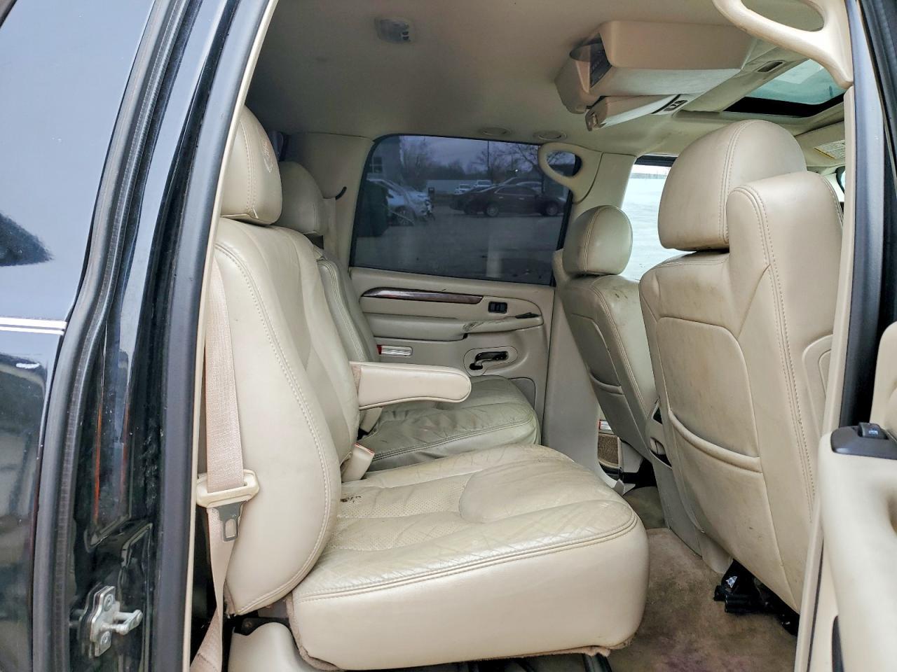2004 Cadillac Escalade esv