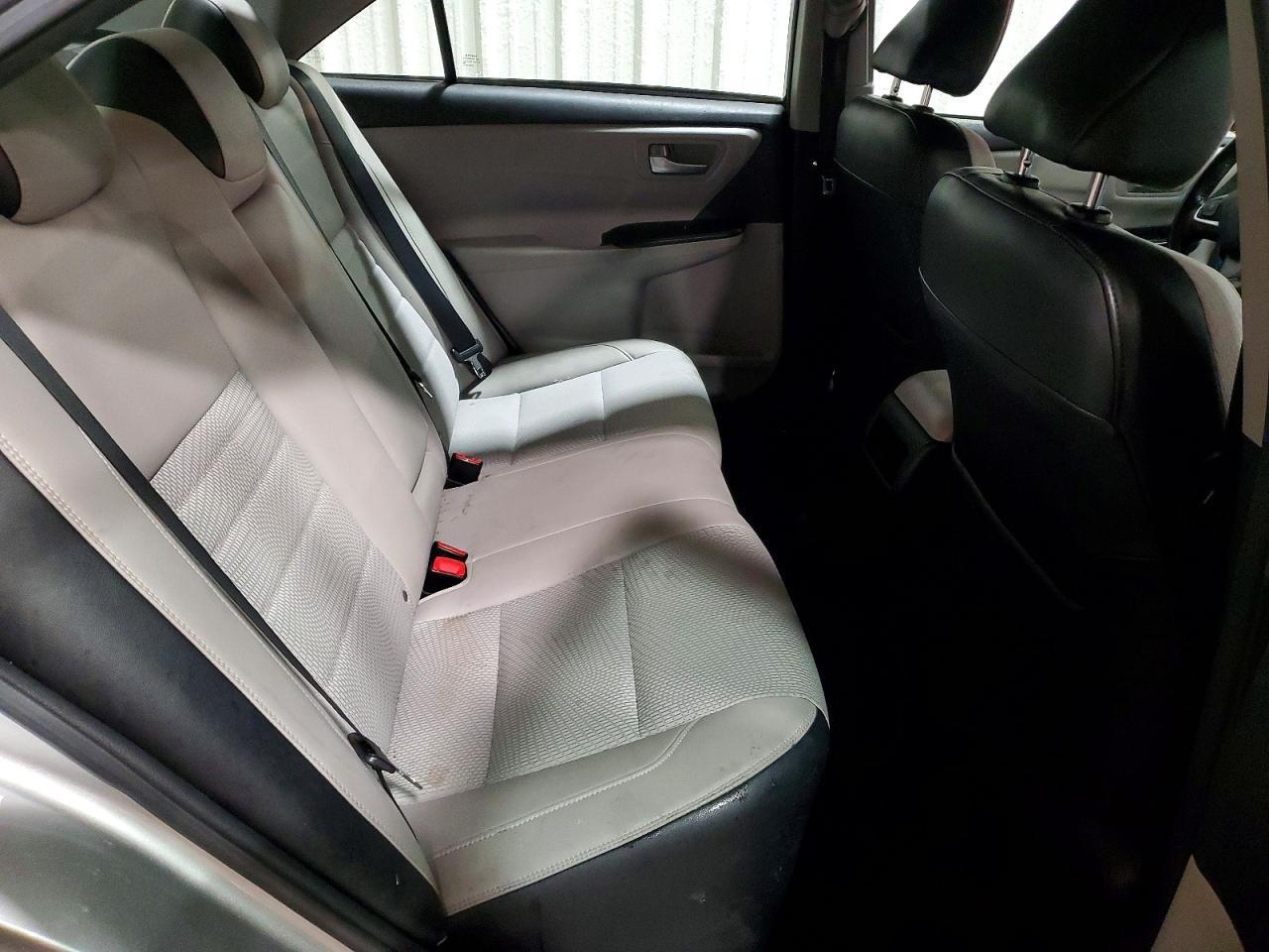2017 Toyota Camry le