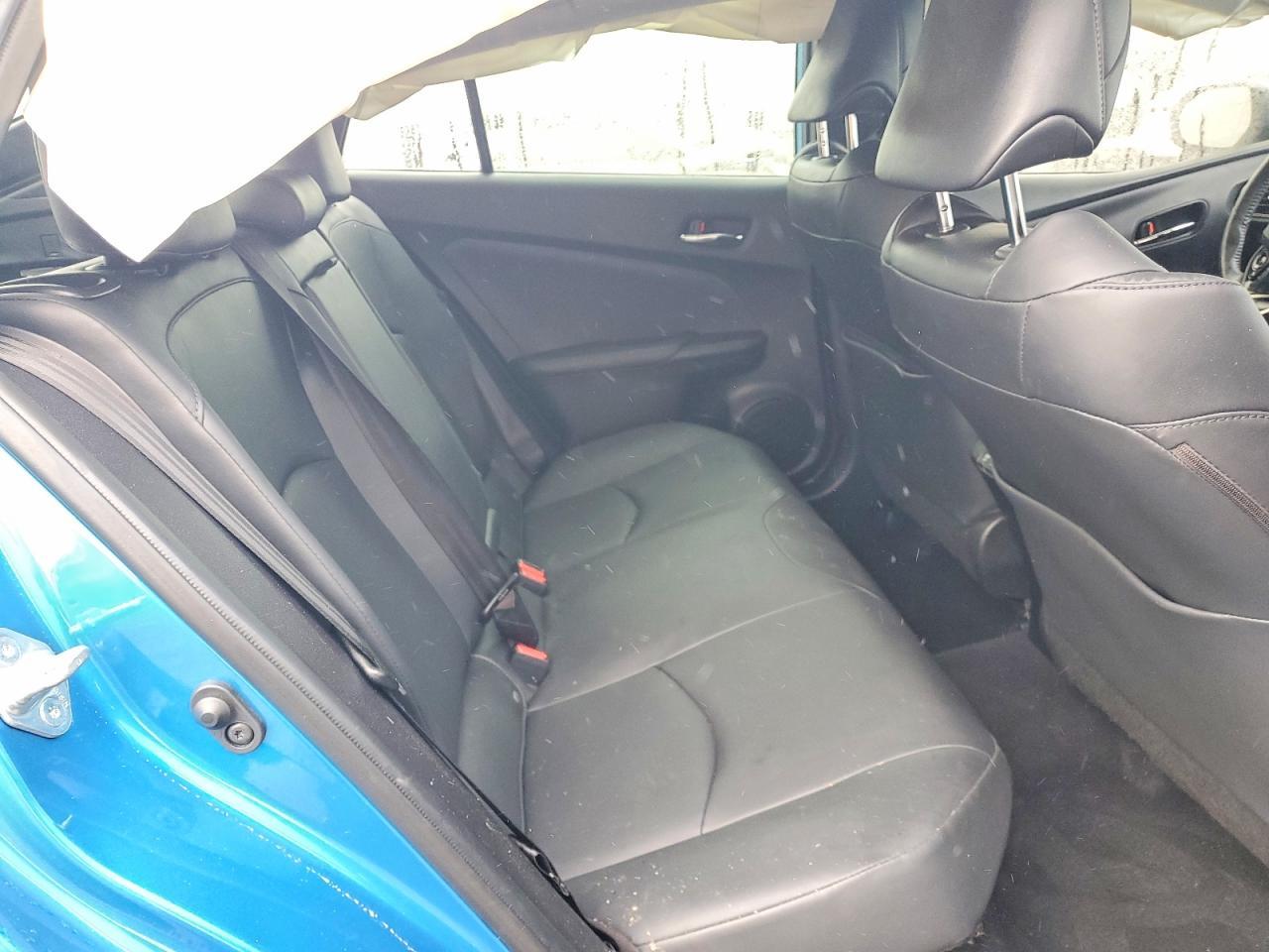 2020 Toyota Prius le