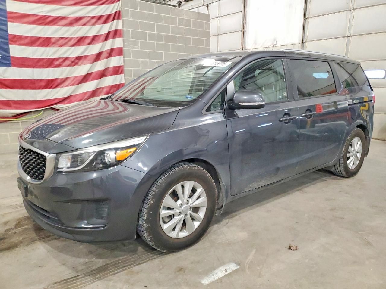 2016 KIA Sedona lx