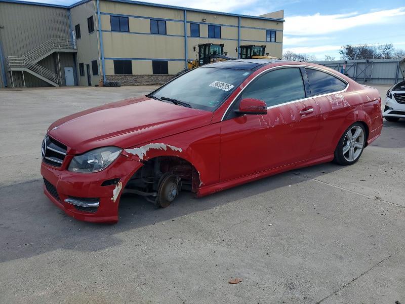 2015 Mercedes-Benz C 250