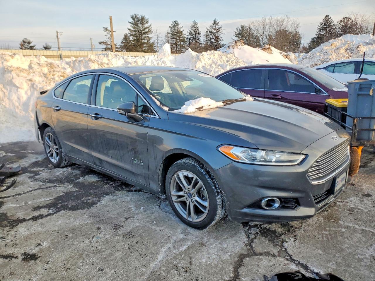 2016 Ford Fusion Titanium Phev