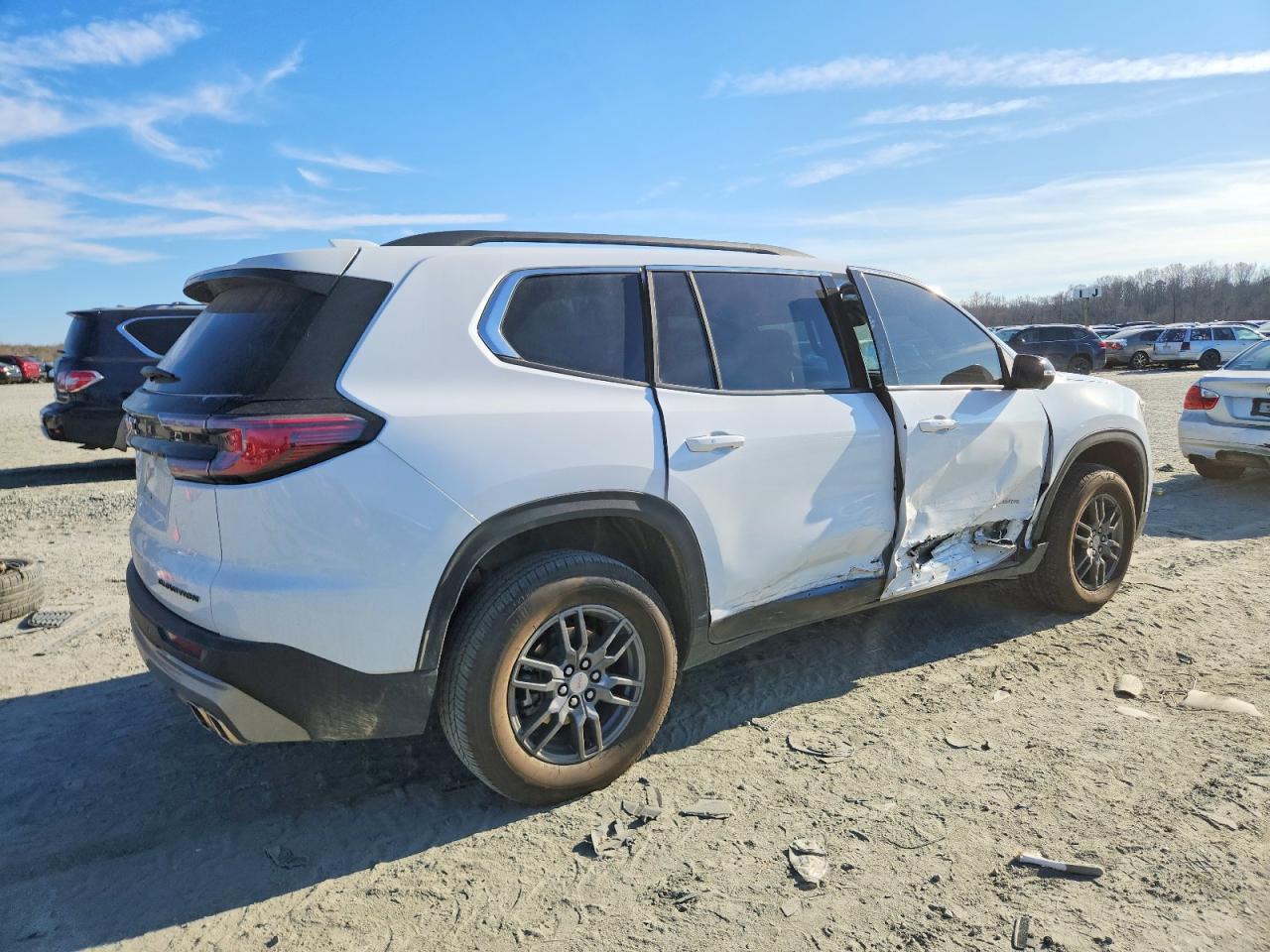 2025 GMC Acadia Elevation