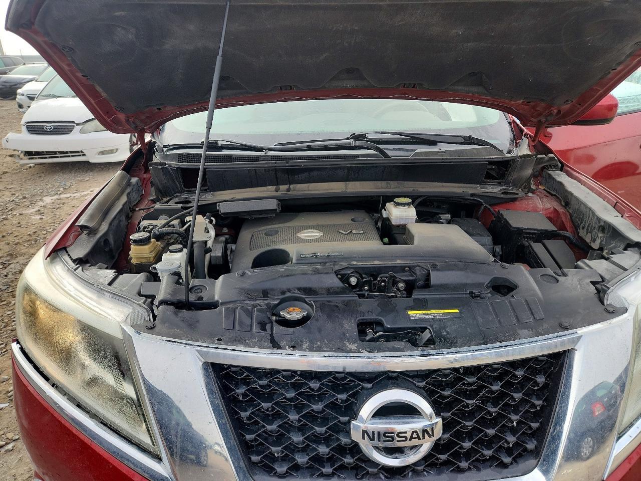 2013 Nissan Pathfinder s