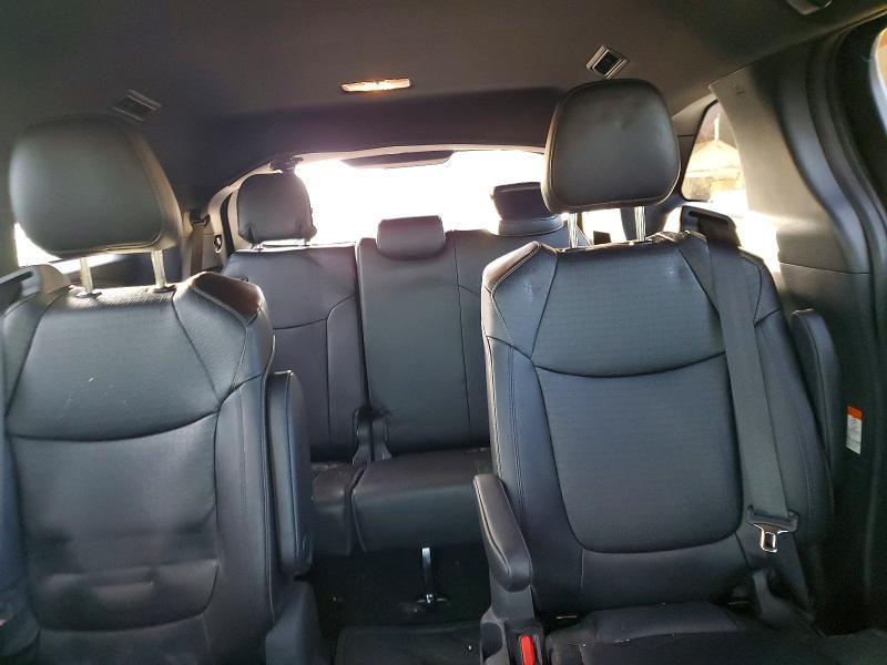 2025 Toyota Sienna xse