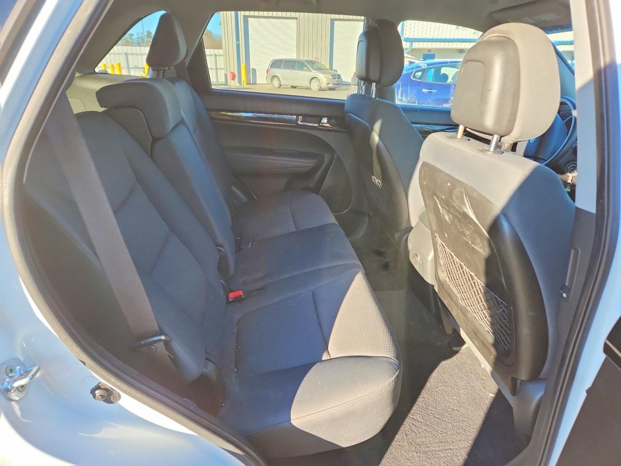 2013 KIA Sorento lx
