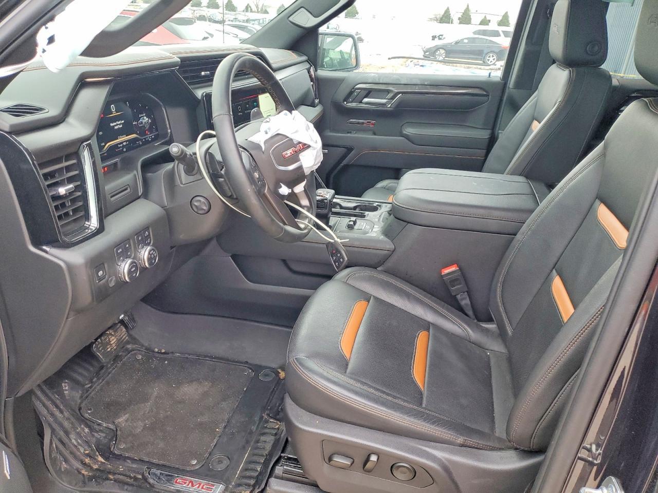 2025 GMC Sierra K1500 AT4