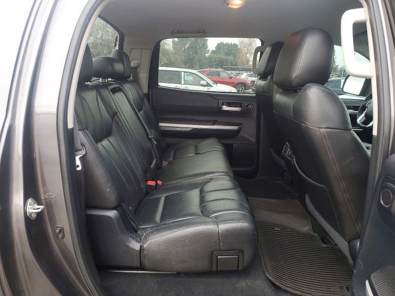 2016 Toyota Tundra Crewmax SR5