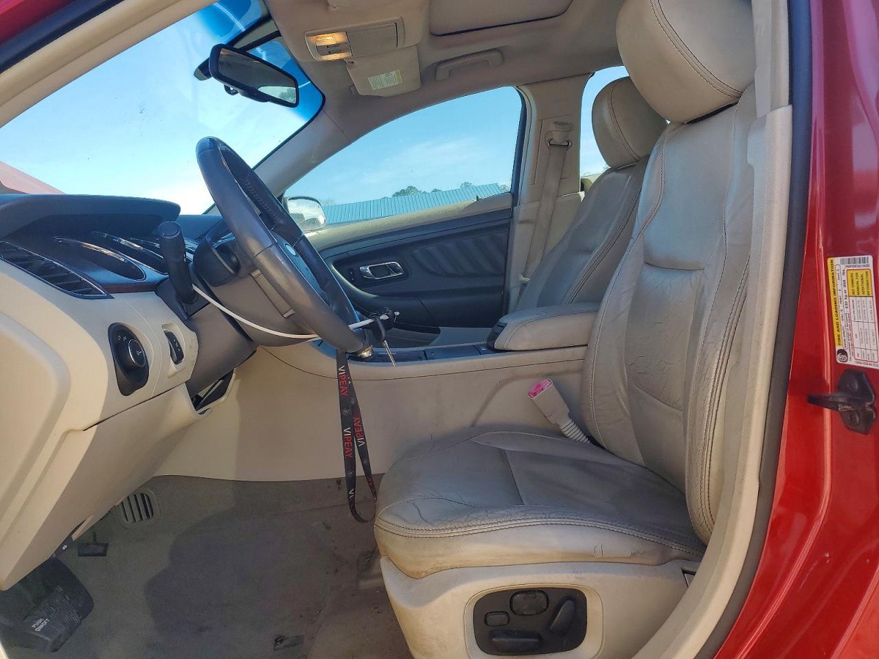 2010 Ford Taurus sel