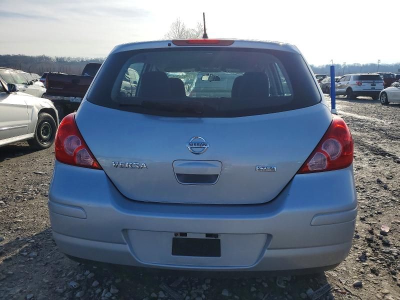 2012 Nissan Versa s