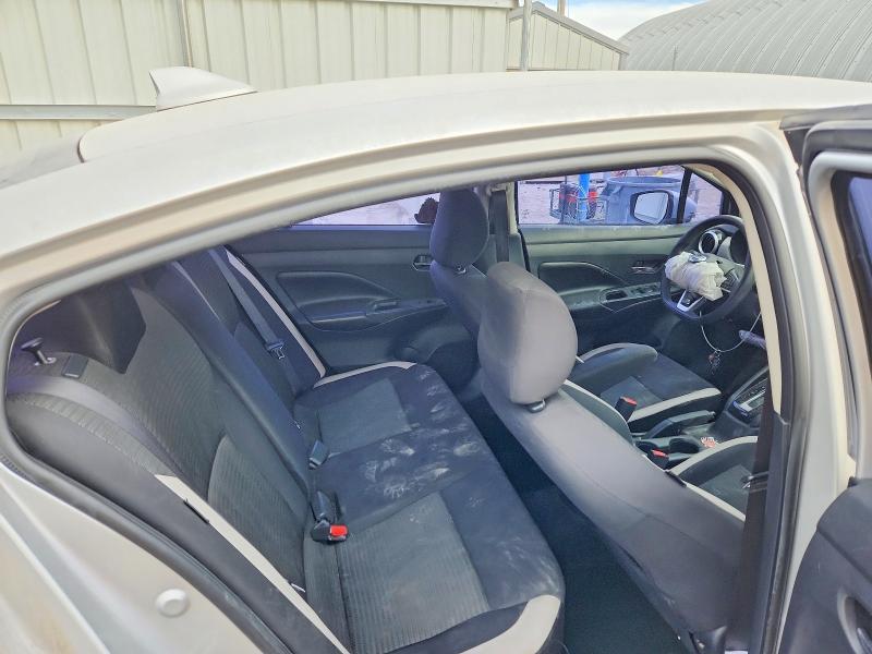 2020 Nissan Versa sv