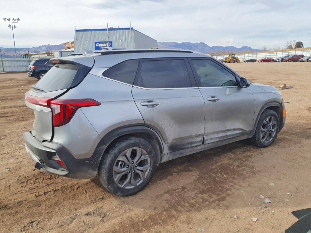 2024 KIA Seltos s