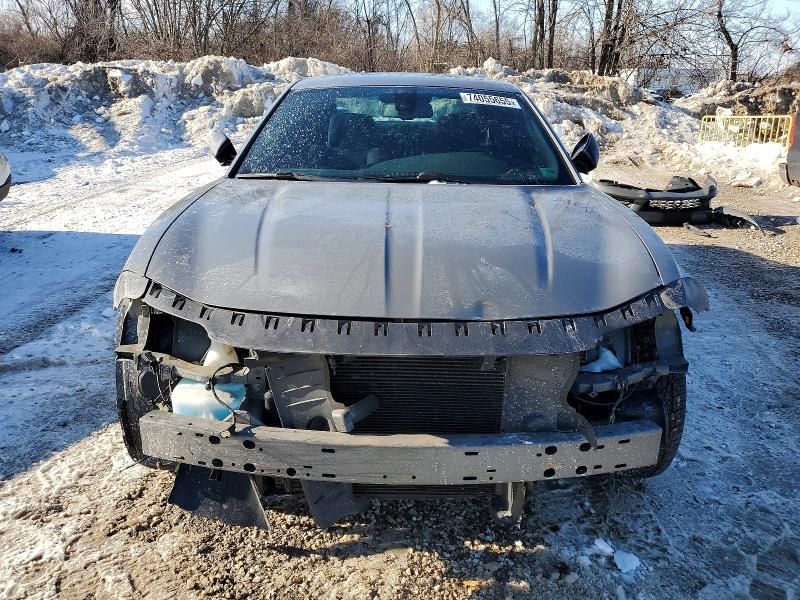2017 Dodge Charger sxt