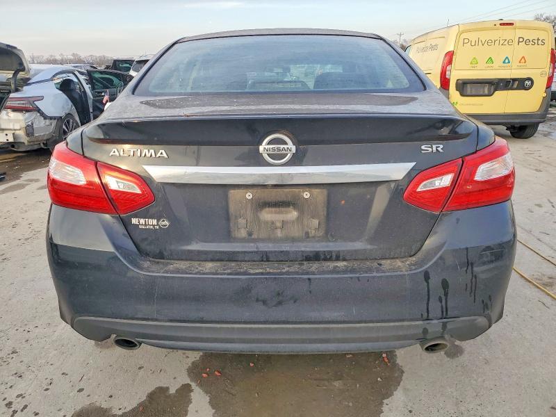 2016 Niss Altima 2.5 sr