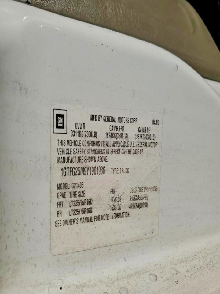 2000 GMC Savana Delivery Van