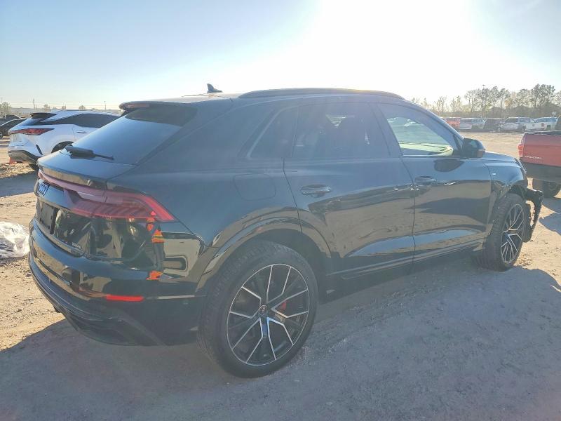 2022 Audi Q8 Premium Plus S-line