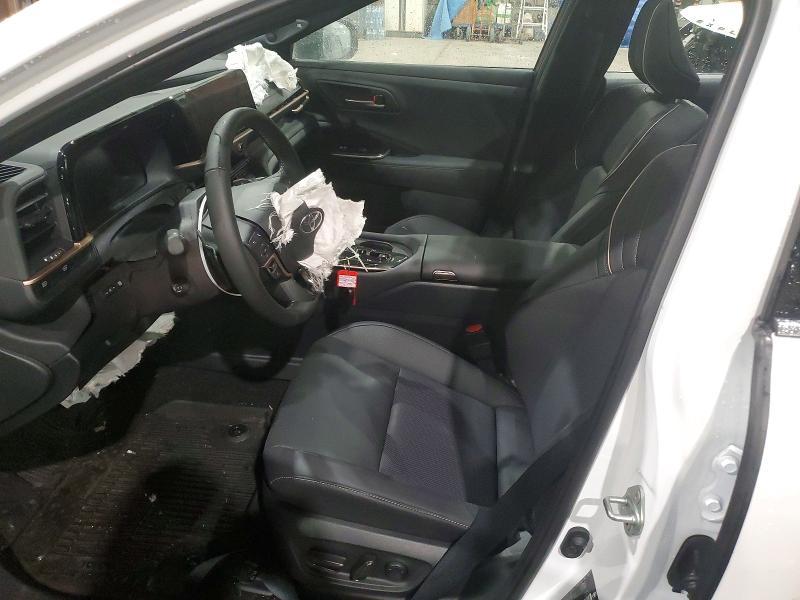 2026 Toyota Crown Platinum