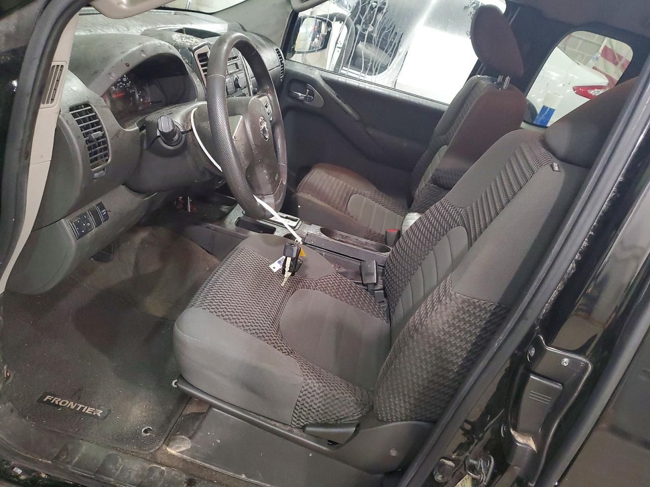 2012 Nissan Frontier sv