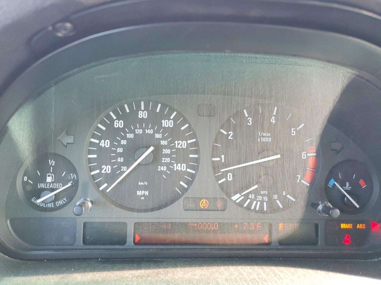 2001 BMW X5 4.4i