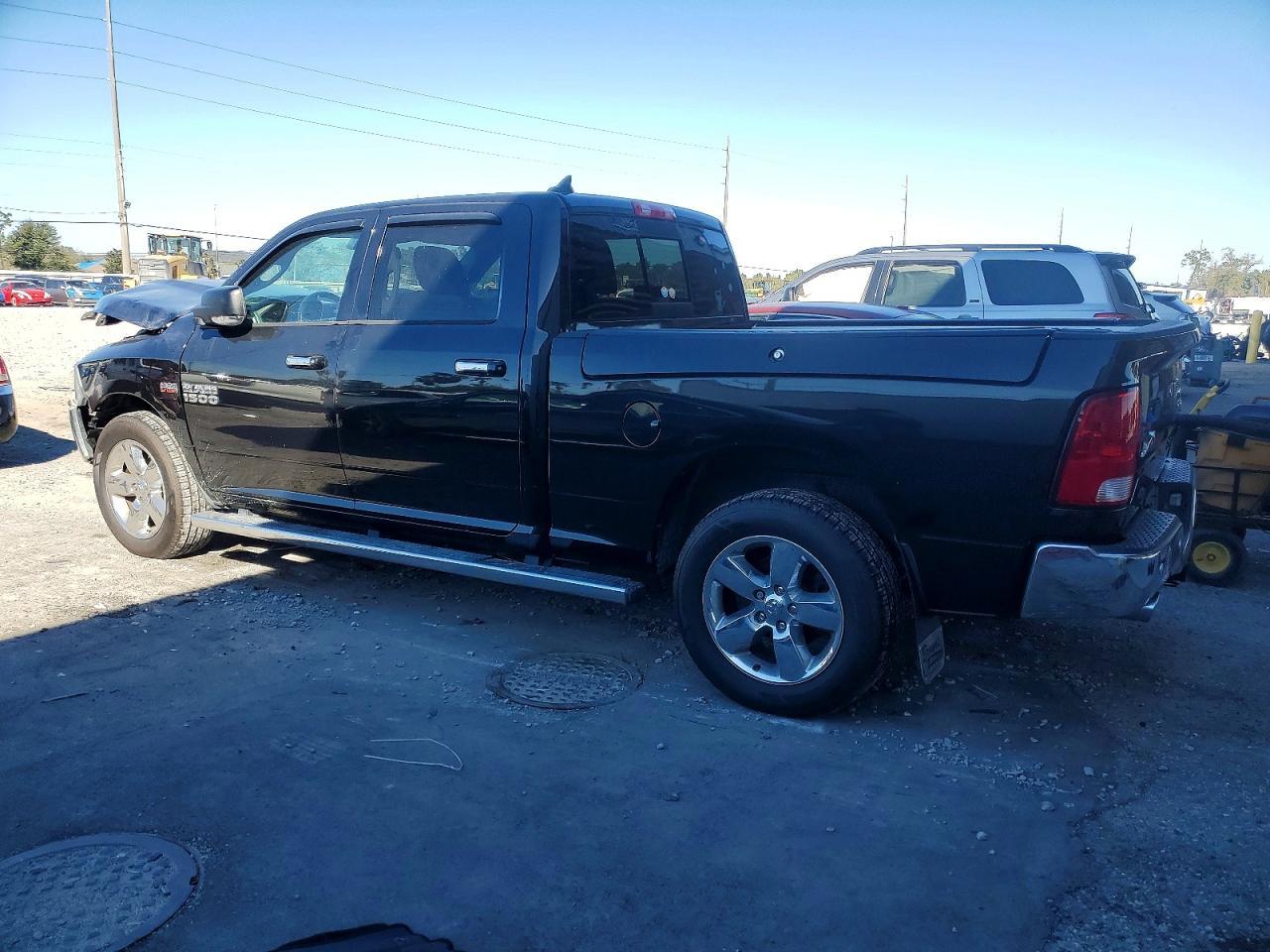 2017 Dodge Ram 1500 slt