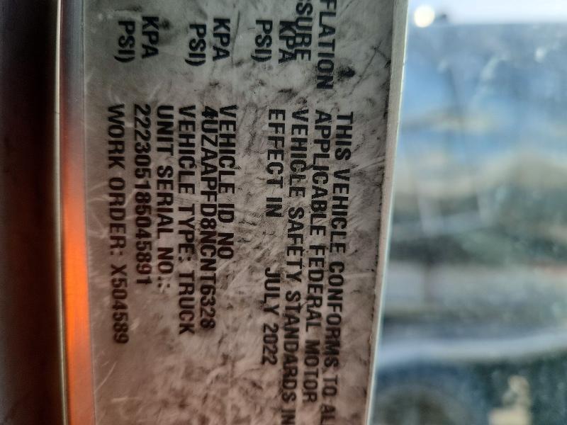 2022 Freightliner Chassis-Delivery Truck