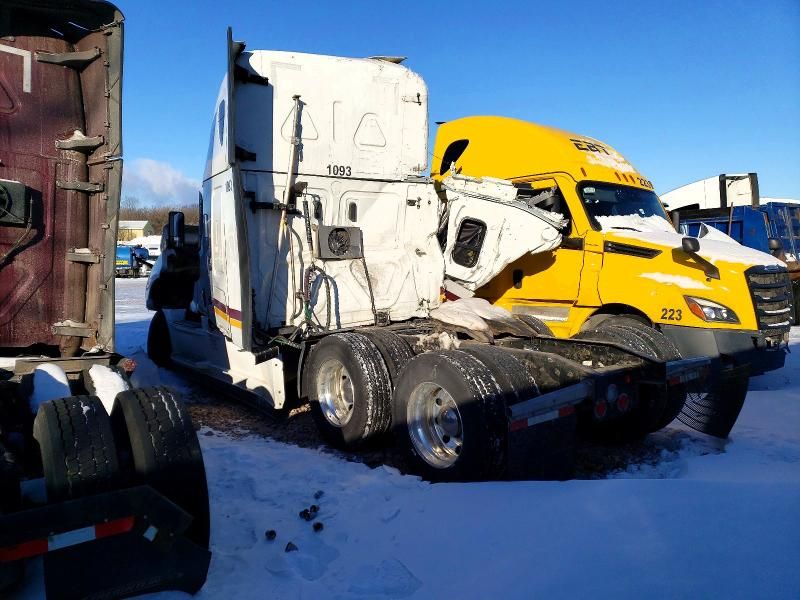 2024 Freightliner Cascadia 126 Semi Truck