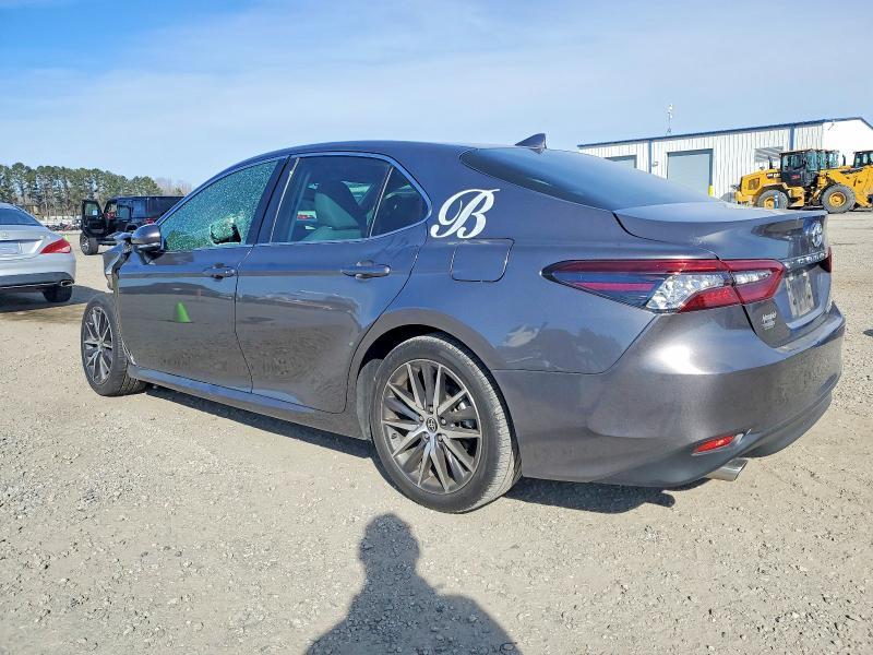 2022 Toyota Camry xle
