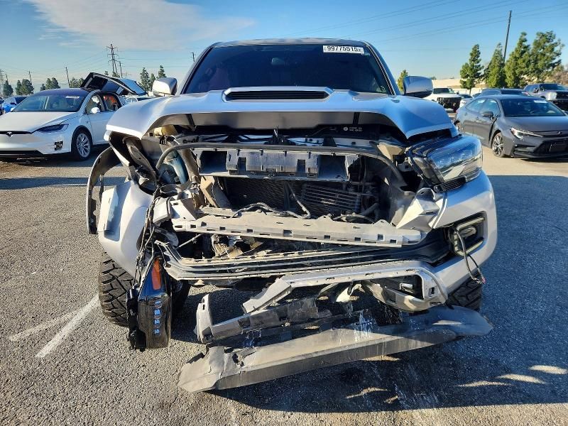 2017 Toyota Tacoma Double cab