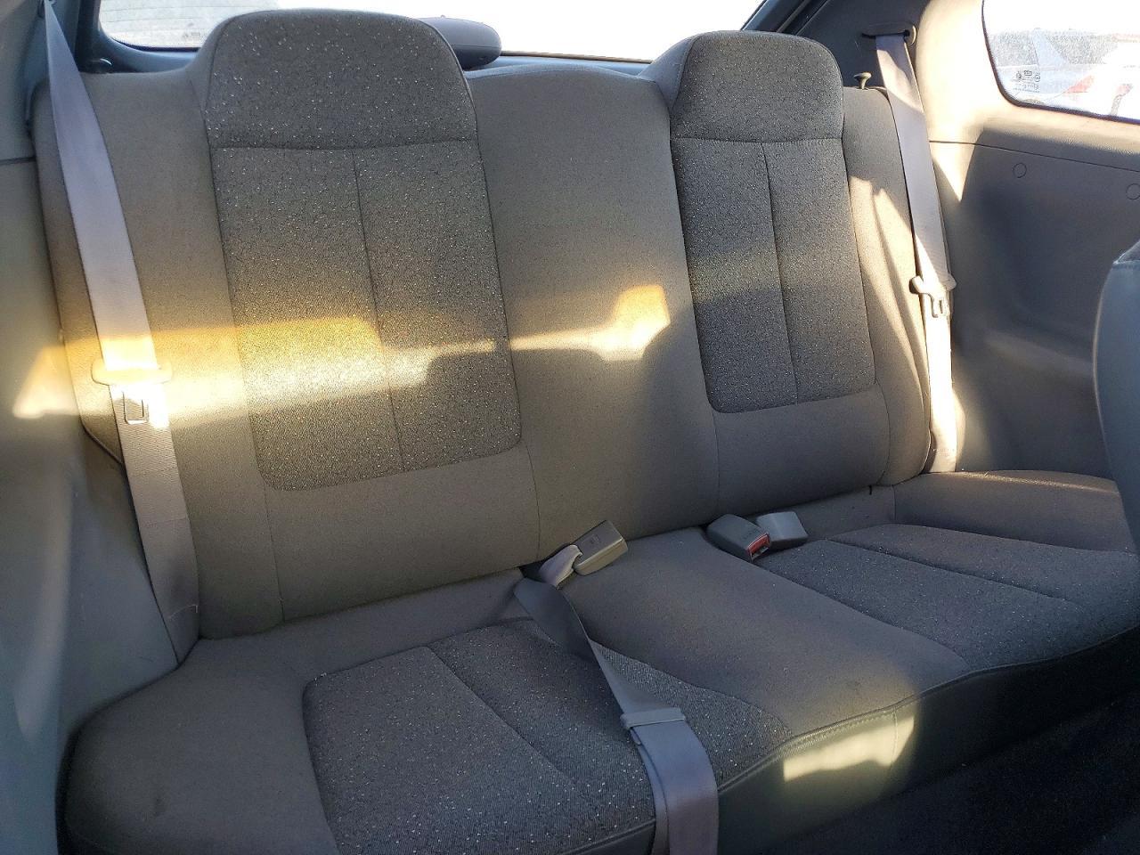 2001 Hyundai Accent l