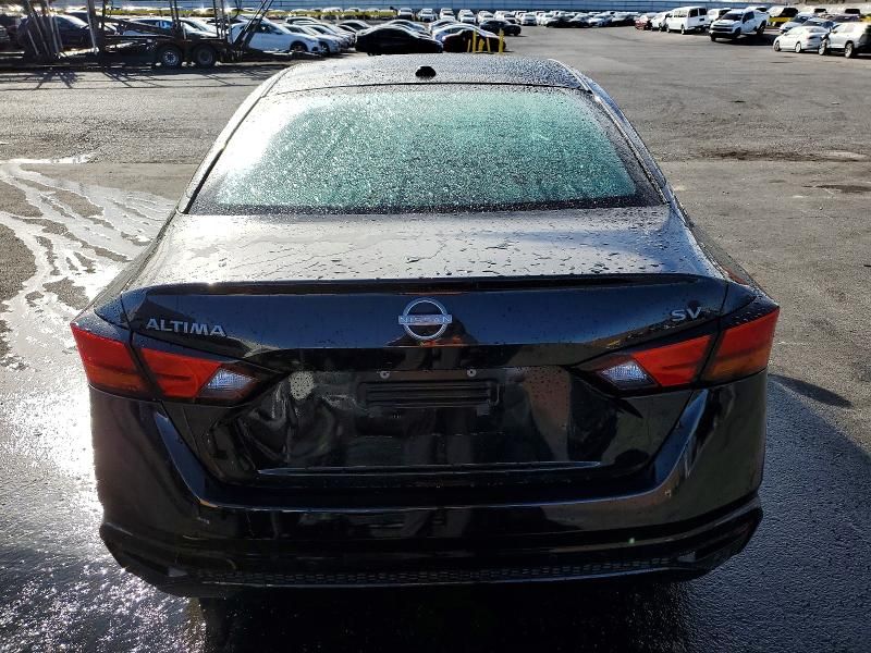 2023 Nissan Altima sv