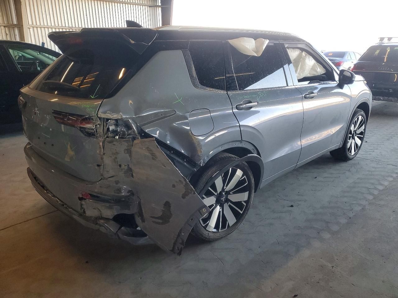 2025 Mitsubishi Outlander sel