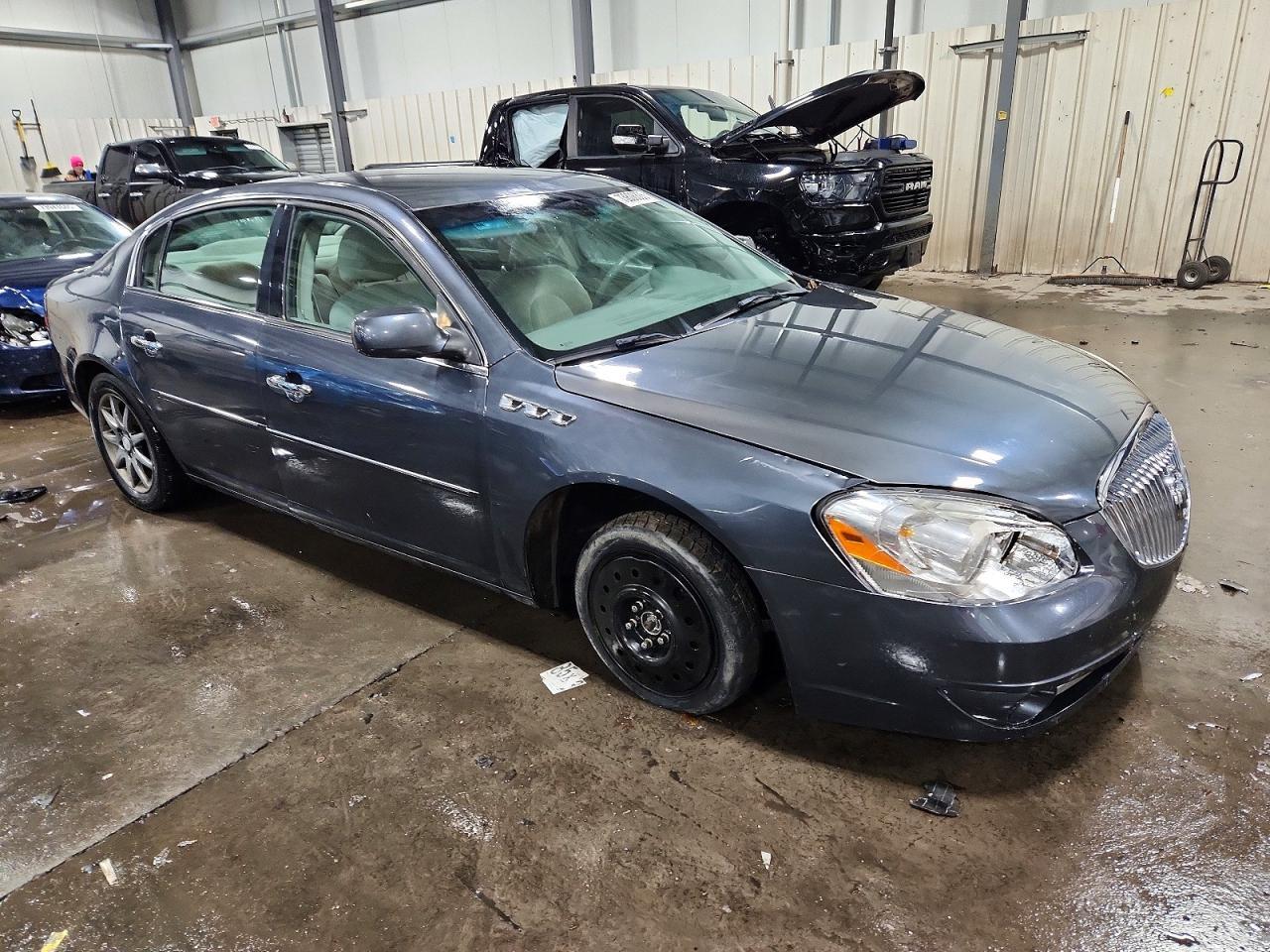 2011 Buick Lucerne cx