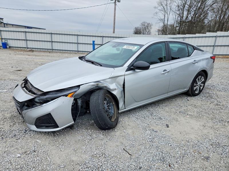 2024 Nissan Altima 2.5 s