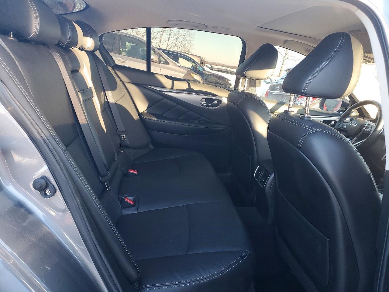2021 Infiniti Q50 Luxe awd