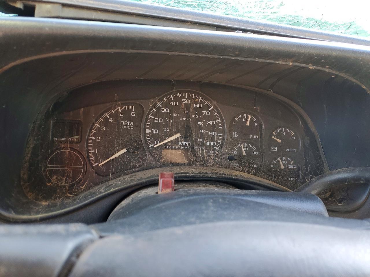 2002 Chevrolet Tahoe C1500