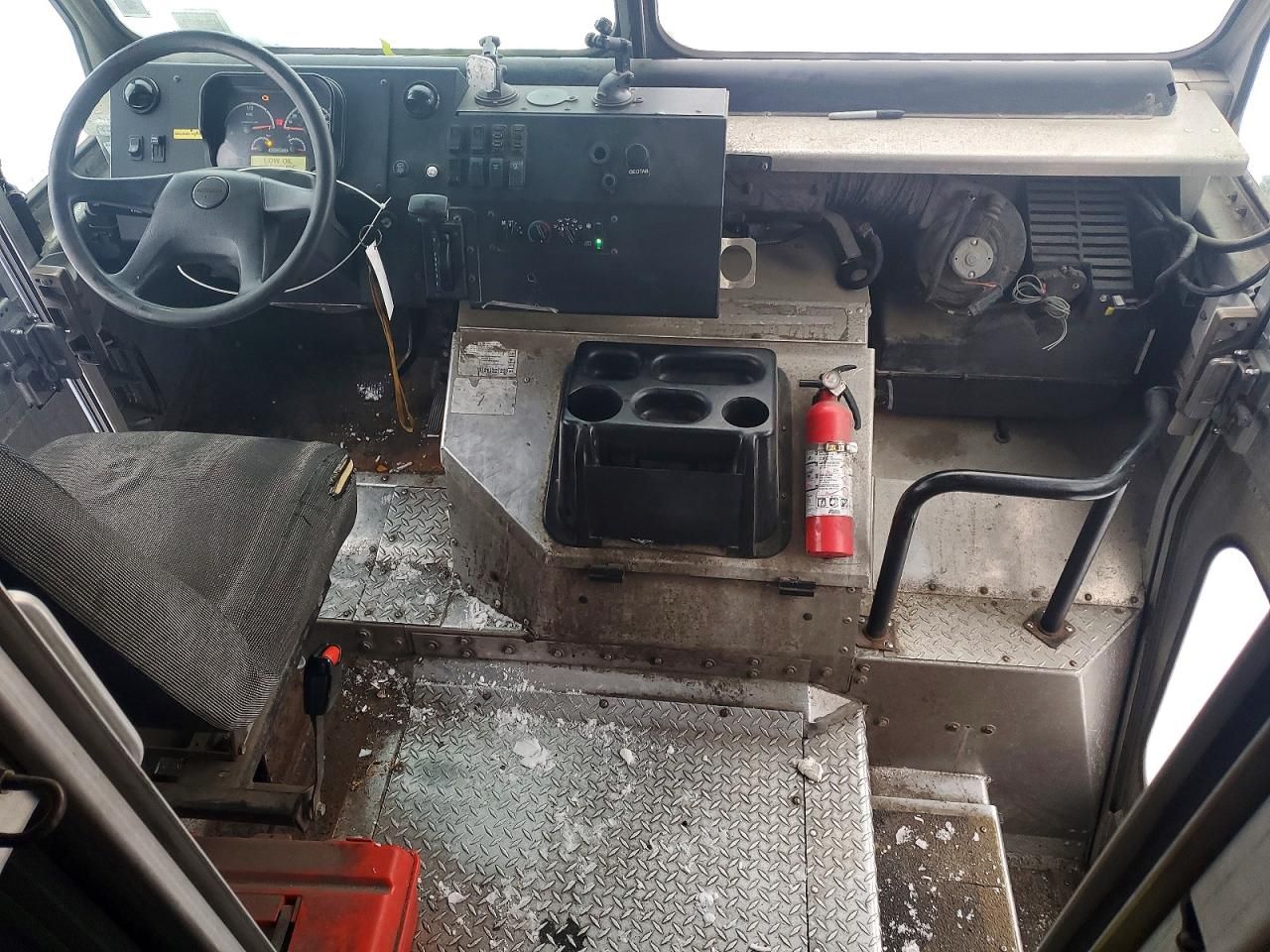 2020 Freightliner MT 45G Delivery Truck