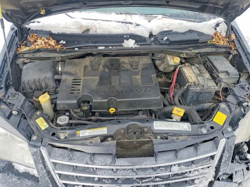 2010 Chrysler Town & Country Touring Plus