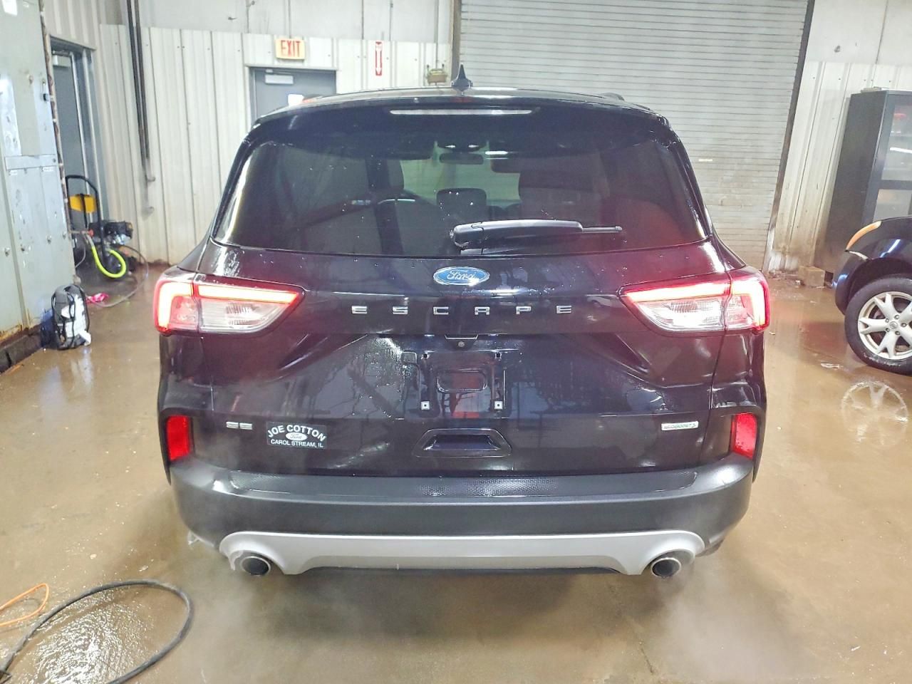 2020 Ford Escape se