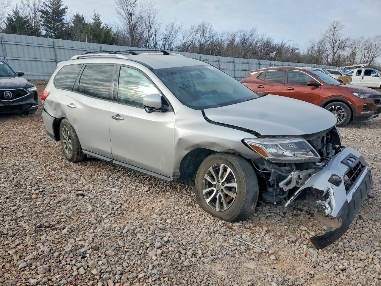 2015 Nissan Pathfinder s