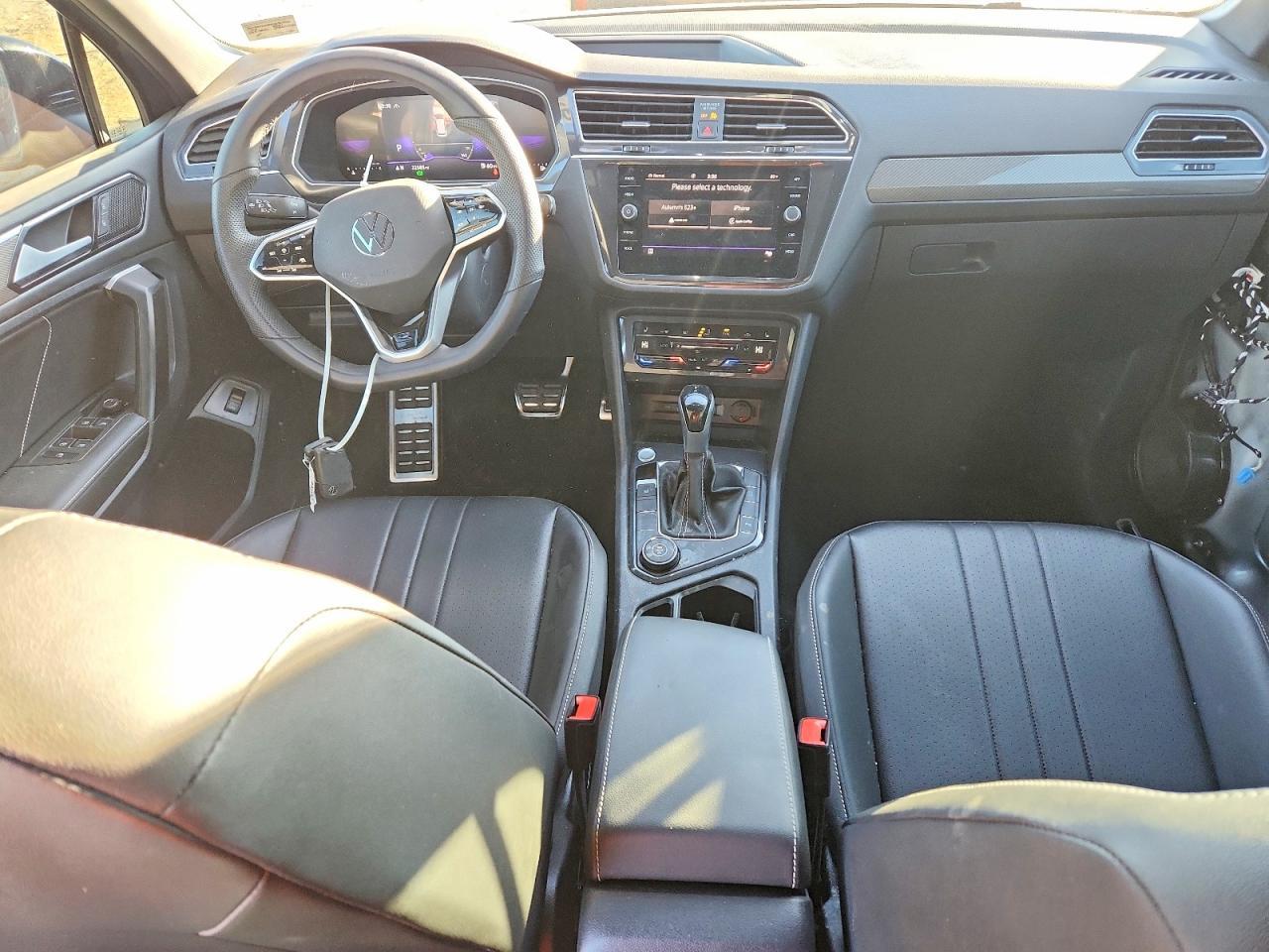 2024 Volkswagen Tiguan se R-line Black
