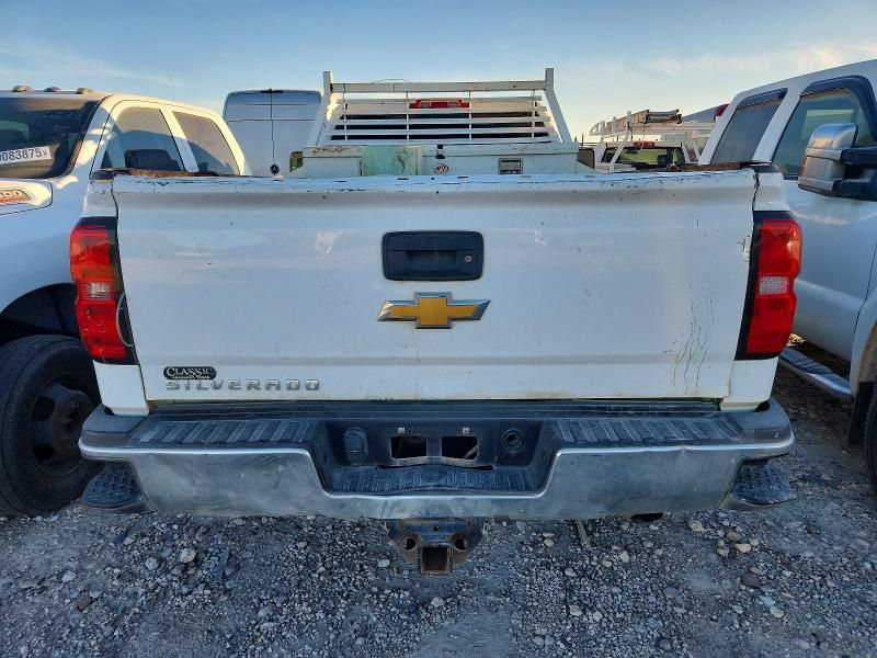 2016 Chevrolet Silverado C2500 Heavy Duty