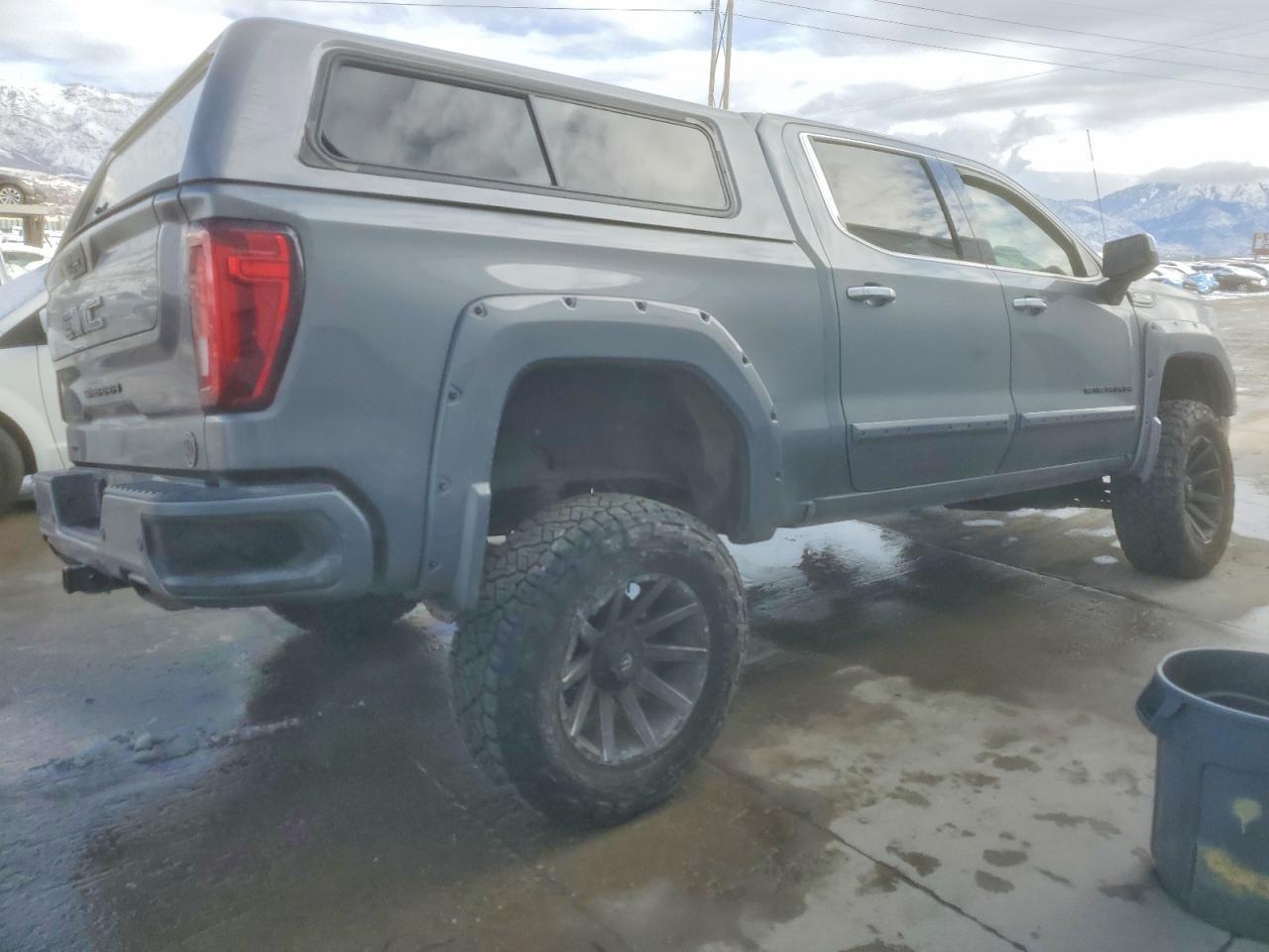 2020 GMC Sierra K1500 slt