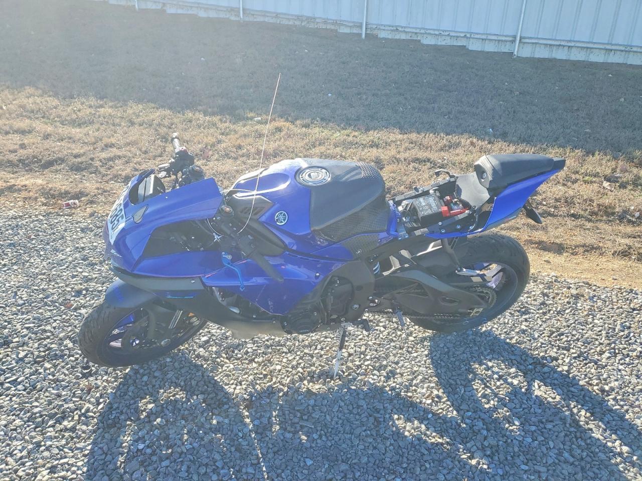 2023 Yamaha YZFR1
