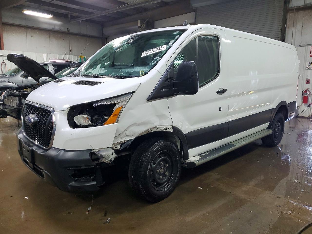 2021 Ford Transit T-250