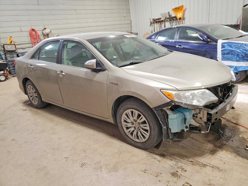 2014 Toyota Camry Hybrid