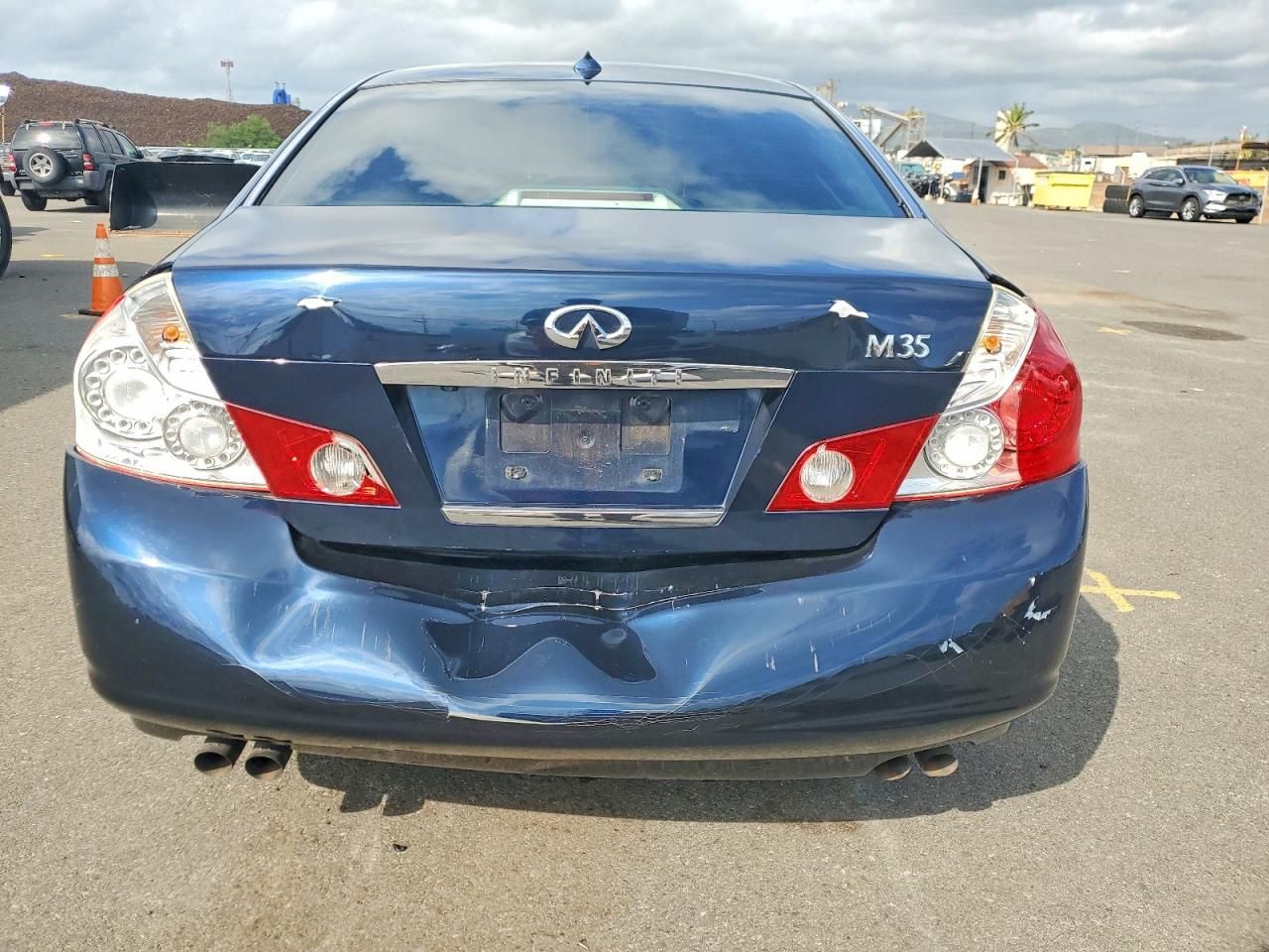 2007 Infiniti M35 Base